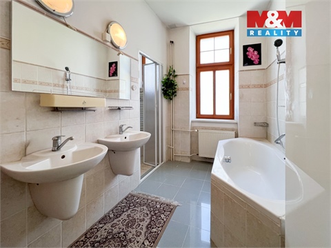 Prodej rodinného domu, 540 m² - 8