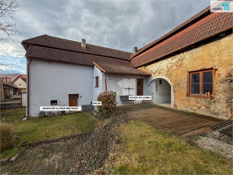 Prodej rodinného domu, 200 m² - 14