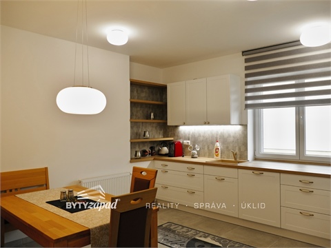 Pronájem bytu 3+1, 140 m² 6