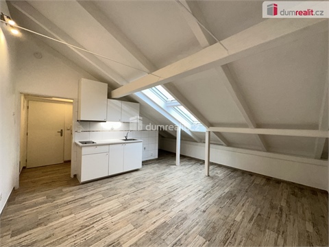 Pronájem bytu 1kk, 29 m² 0