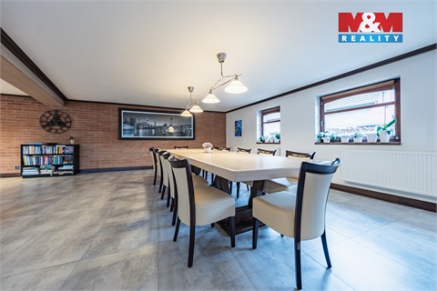 Prodej rodinného domu, 486 m² - 24