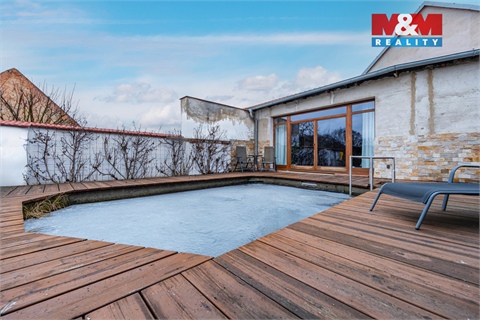 Prodej rodinného domu, 486 m² 24