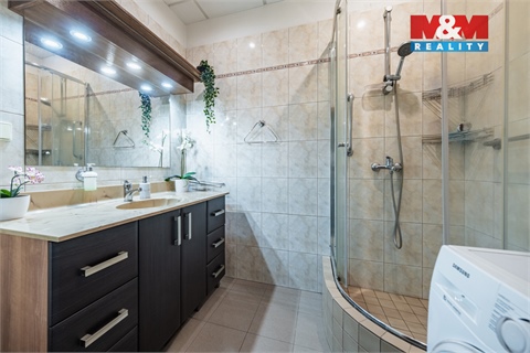 Prodej rodinného domu, 486 m² - 26