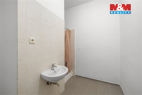 Pronájem obchodních prostor, 174 m² 12
