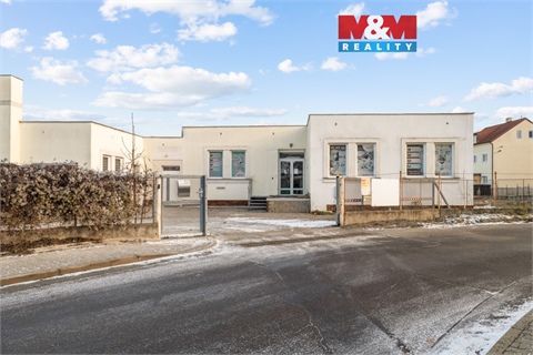 Pronájem obchodních prostor, 174 m² 0