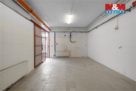 Pronájem obchodních prostor, 174 m² 4