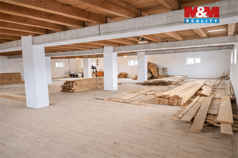 Prodej skladu / haly, 1 400 m² 6