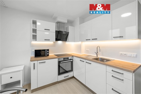 Prodej bytu 1kk, 37 m² 0