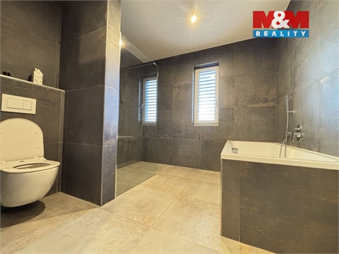 Prodej rodinného domu, 162 m² - 10