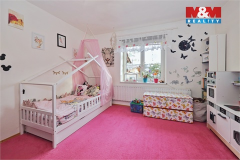 Prodej rodinného domu, 177 m² 10