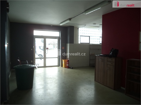 Pronájem obchodních prostor, 175 m² 2