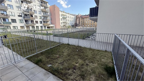 Pronájem bytu 1kk, 27 m² 8