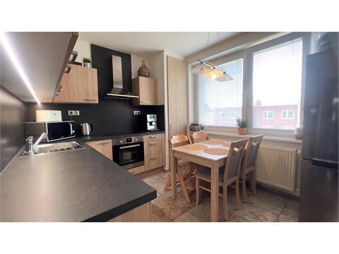 Pronájem bytu 2+1, 55 m² 0