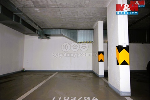 Prodej parkovacího místa, 12 m² 2