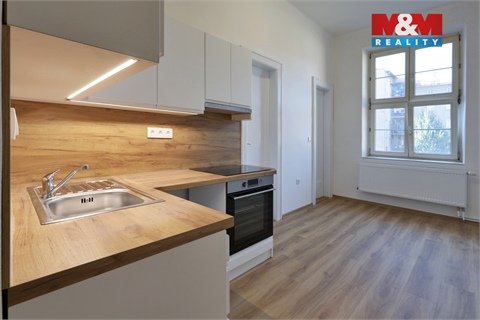 Pronájem bytu 4+1, 105 m² - 6