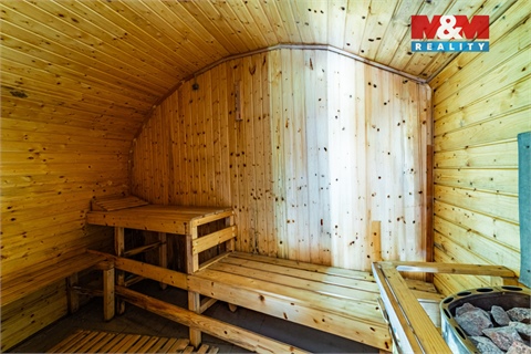 Prodej rodinného domu, 200 m² 16