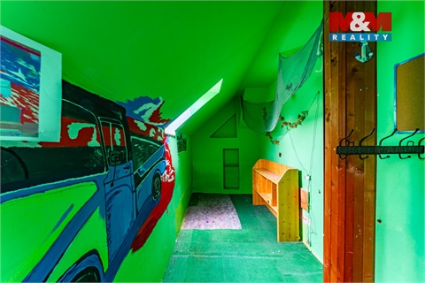 Prodej rodinného domu, 200 m² - 24