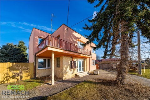 Prodej rodinného domu, 178 m² - 2