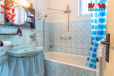 Prodej rodinného domu, 205 m² - 16