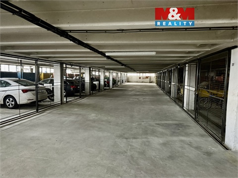 Prodej parkovacího místa, 13 m² 0