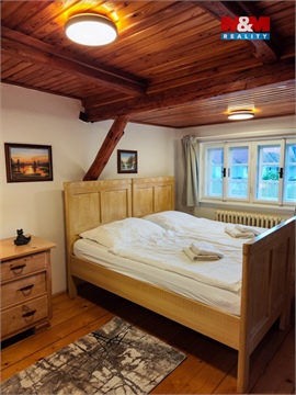 Prodej rodinného domu, 1 740 m² 26