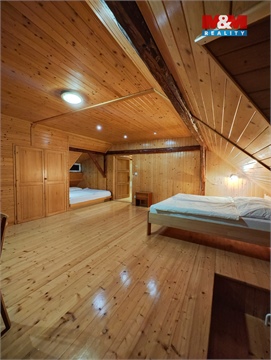 Prodej rodinného domu, 1 740 m² - 16