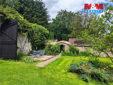 Prodej rodinného domu, 1 740 m² 6