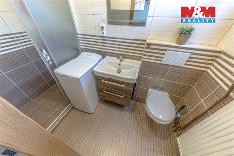 Pronájem rodinného domu, 215 m² - 14