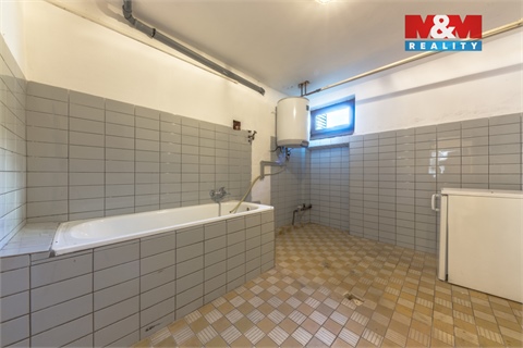 Pronájem rodinného domu, 215 m² 8