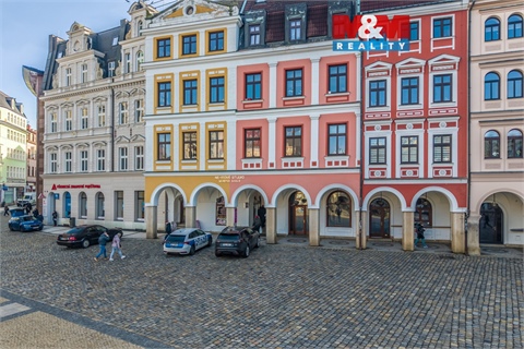 Pronájem obchodních prostor, 100 m² 0