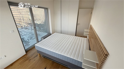 Pronájem bytu 2kk, 59 m² - 12