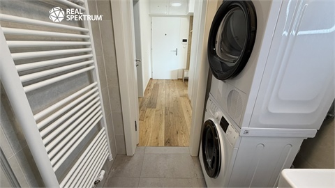 Pronájem bytu 2kk, 59 m² 16