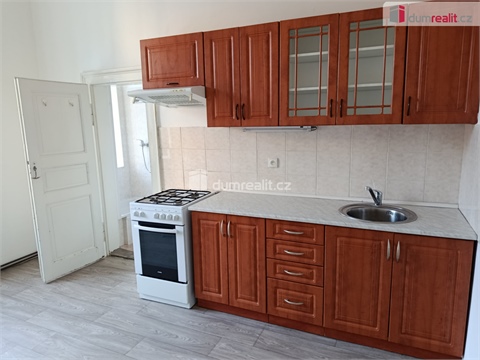 Pronájem bytu 3+1, 80 m² - 0