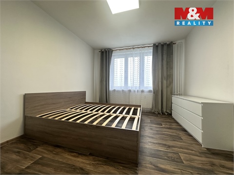 Pronájem bytu 1+1, 39 m² 2