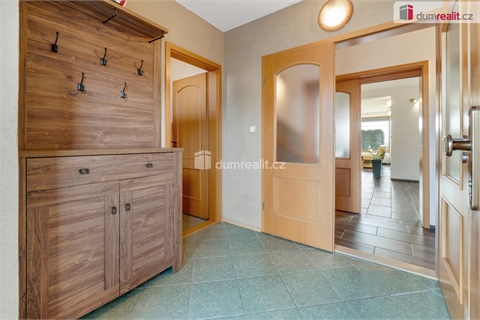 Prodej rodinného domu, 916 m² - 4