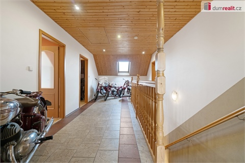 Prodej rodinného domu, 916 m² - 16
