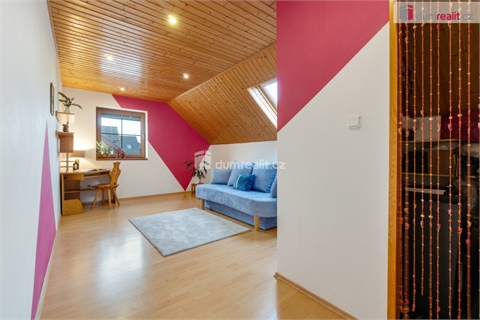 Prodej rodinného domu, 916 m² - 18