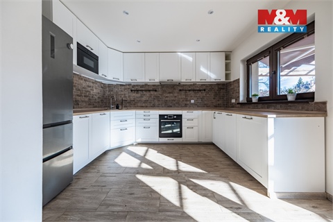 Prodej rodinného domu, 144 m² - 2