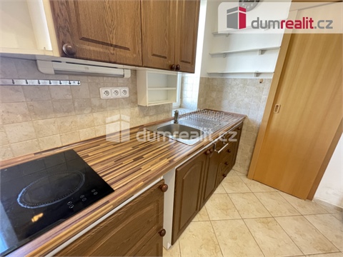 Pronájem bytu 1+1, 30 m² 2