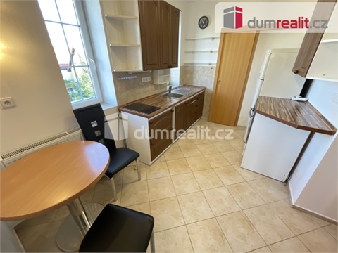 Pronájem bytu 1+1, 30 m² 0