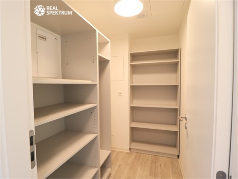 Pronájem bytu 1kk, 42 m² - 12