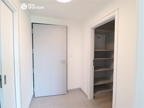 Pronájem bytu 1kk, 42 m² - 10