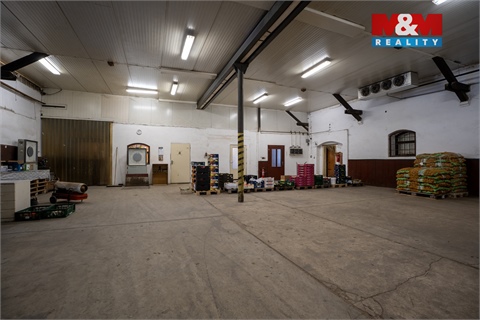 Prodej skladu / haly, 826 m² 10