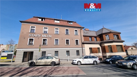 Pronájem obchodních prostor, 230 m² 0