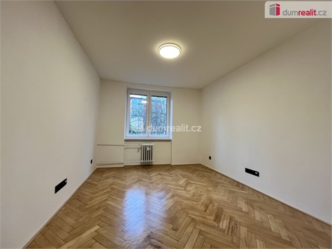 Pronájem bytu 3+1, 73 m² 4