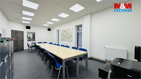Pronájem kanceláře, 179 m² - 0