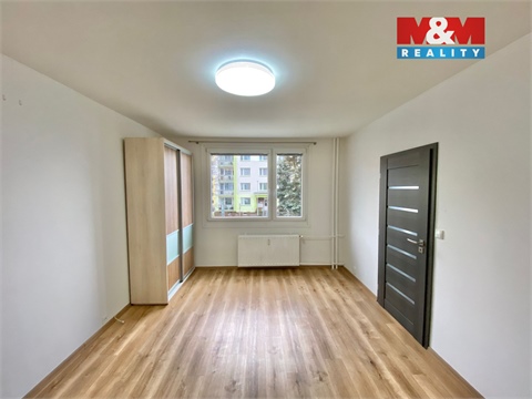 Pronájem bytu 1+1, 35 m² 2
