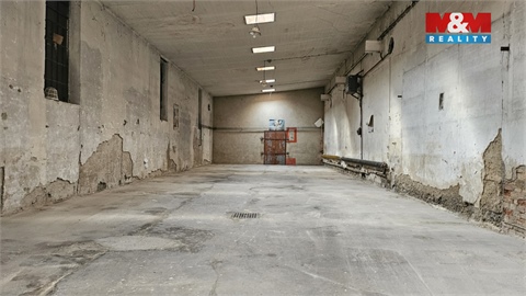 Pronájem obchodních prostor, 180 m² - 0