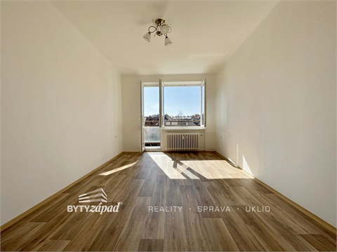 Prodej bytu 2+1, 56 m² 2