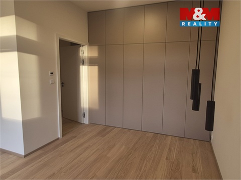 Pronájem bytu 2kk, 64 m² 4